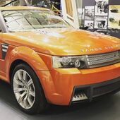 The Range Rover Sport was prefigured by the Range Stormer 2004